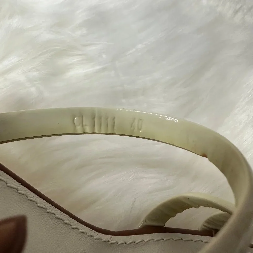 ❌SOLD❌Authentic Louis Vuitton Cream & Brown Leather/Enamel Flower Wedge Sandals - Picture 15 of 16